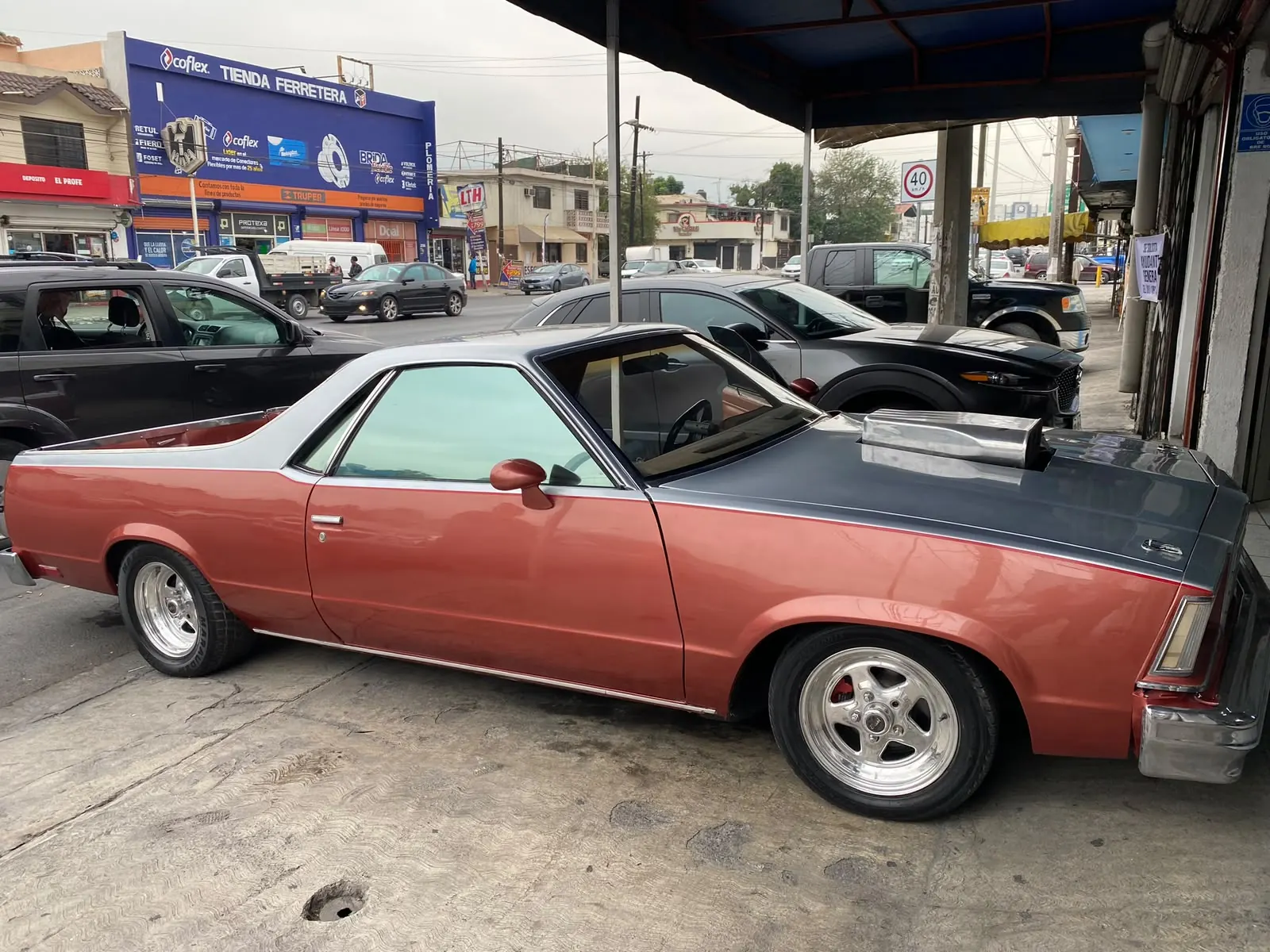 Chevrolet El Camino vista lateral